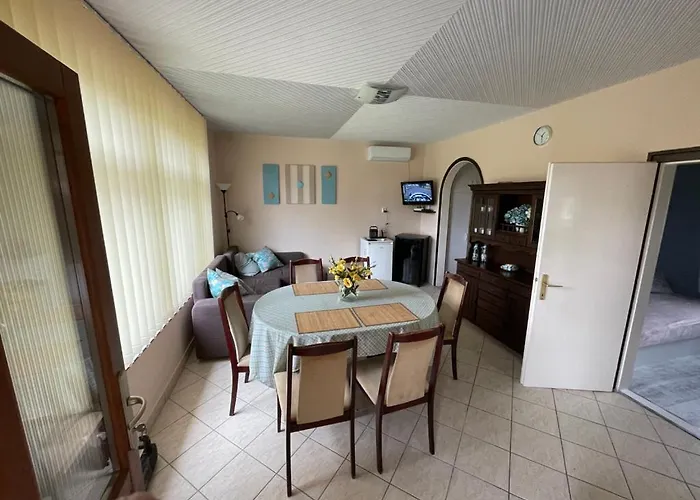 Agnes Nyaralohaz Balatonmáriafürdő